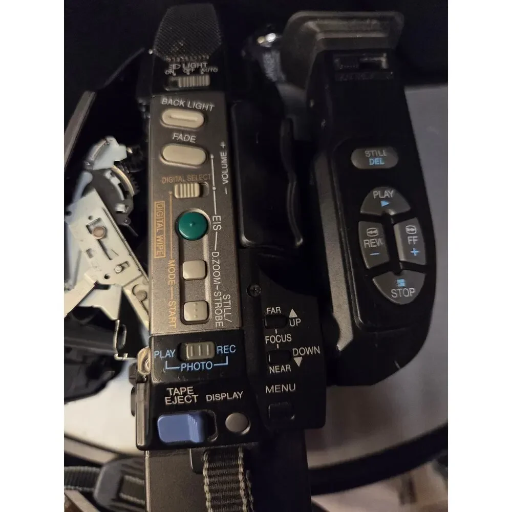 Panasonic Camcorder w/ 2 Batteries Charger Case & Paperwork Tested Powers On
